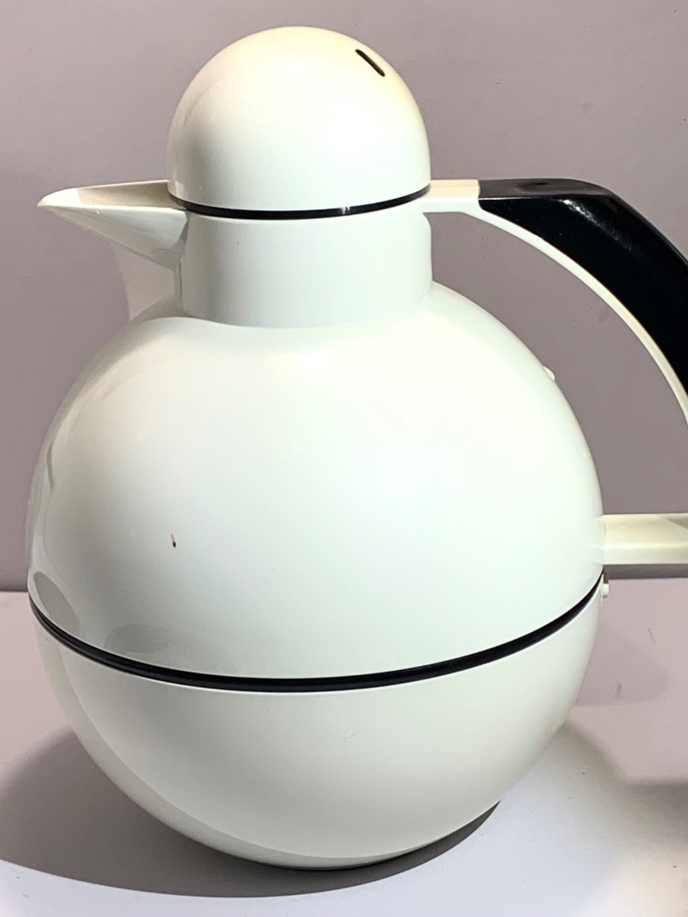 STUDIO NOVA Spectra White Black Thermal Coffee Carafe Post Modern Atomic